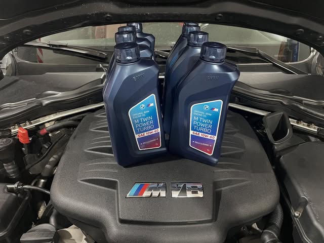 M3 V8